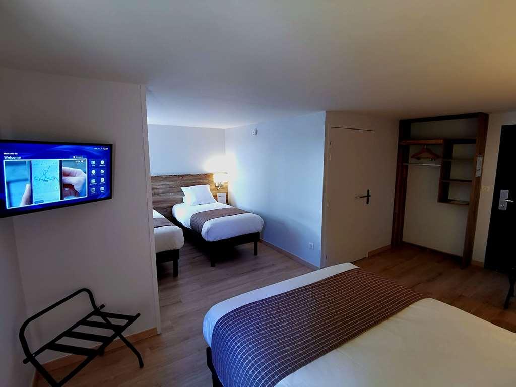 Brit Hotel Confort Pau Lons חדר תמונה