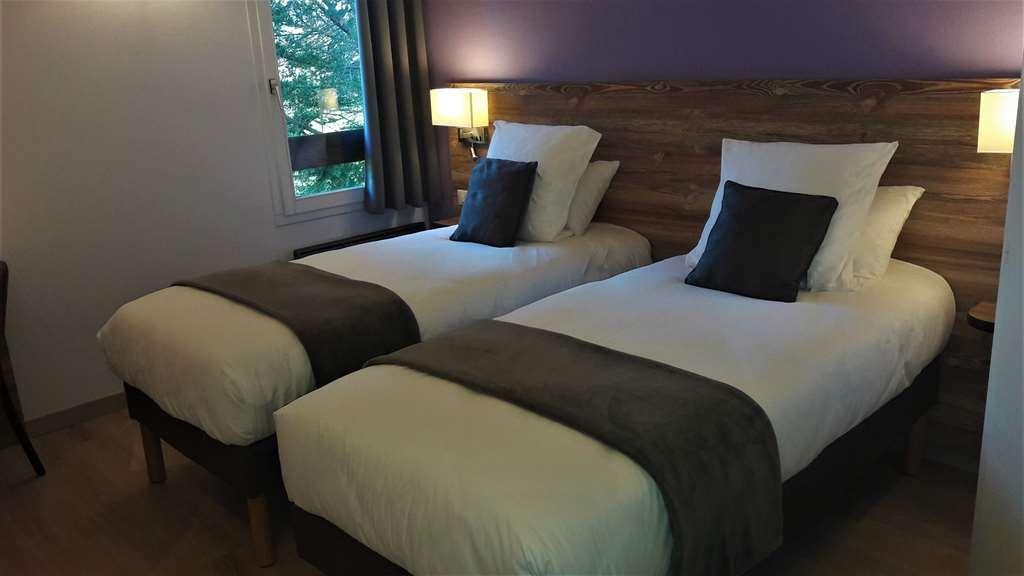 Brit Hotel Confort Pau Lons חדר תמונה