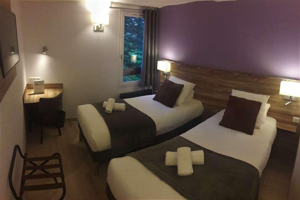 Brit Hotel Confort Pau Lons חדר תמונה